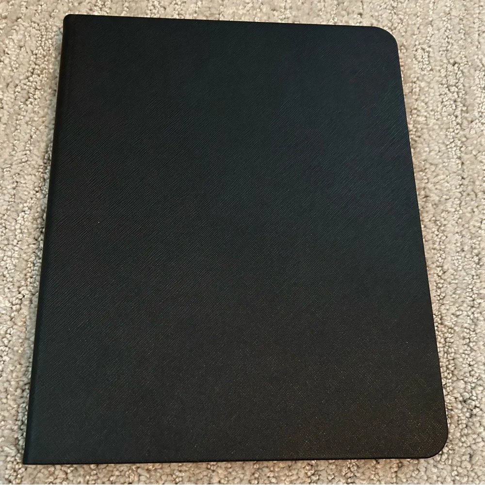 Heyday Black Folio Case for Apple 10.9” iPad Air & 11” iPad Pro Tablets.  NIOB